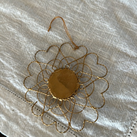 Vintage Sun Made out of Hearts Metal Xmas ornament - Picture 3 of 4